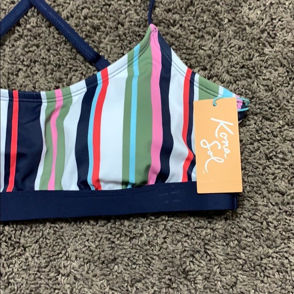 Multi color ๐๐๐ฉฑ๐ฑ๐ผโโ๏ธ๐ฉ๐ป M top bikini - Picture 2 of 4